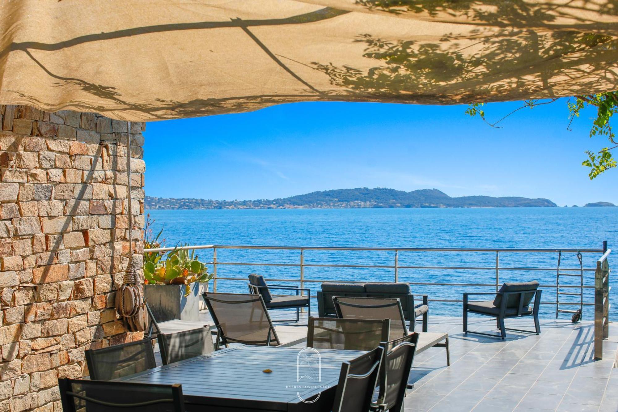 Maison Sur L'Eau-Hyeres-Almanarre-Parkings Clim Wifi By Hc מראה חיצוני תמונה