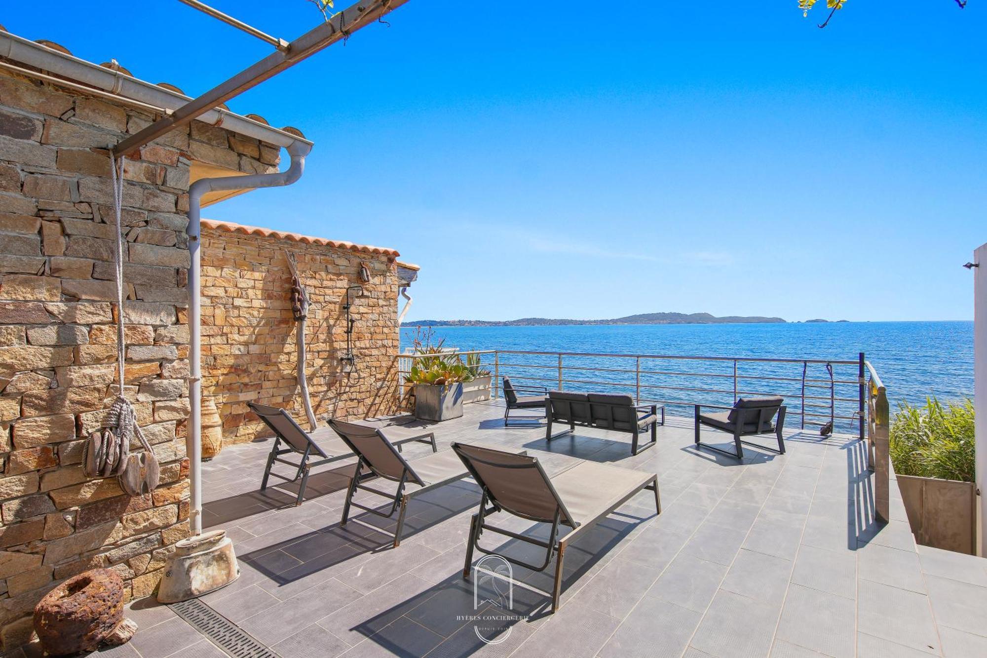 Maison Sur L'Eau-Hyeres-Almanarre-Parkings Clim Wifi By Hc מראה חיצוני תמונה