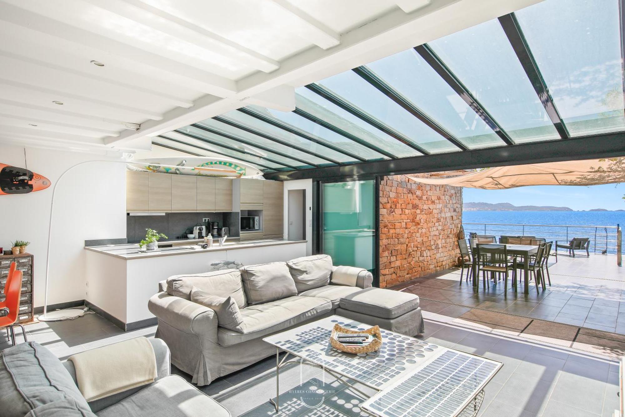 Maison Sur L'Eau-Hyeres-Almanarre-Parkings Clim Wifi By Hc מראה חיצוני תמונה