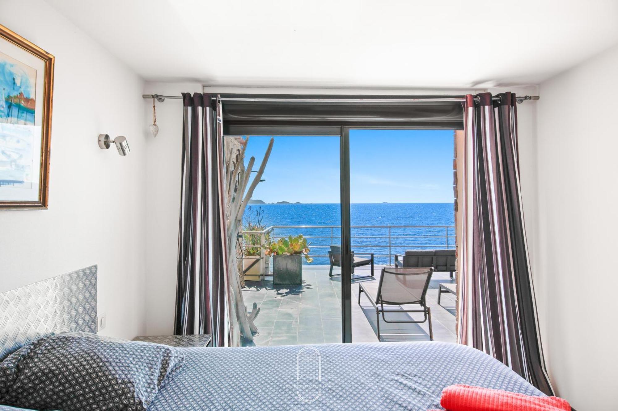 Maison Sur L'Eau-Hyeres-Almanarre-Parkings Clim Wifi By Hc מראה חיצוני תמונה